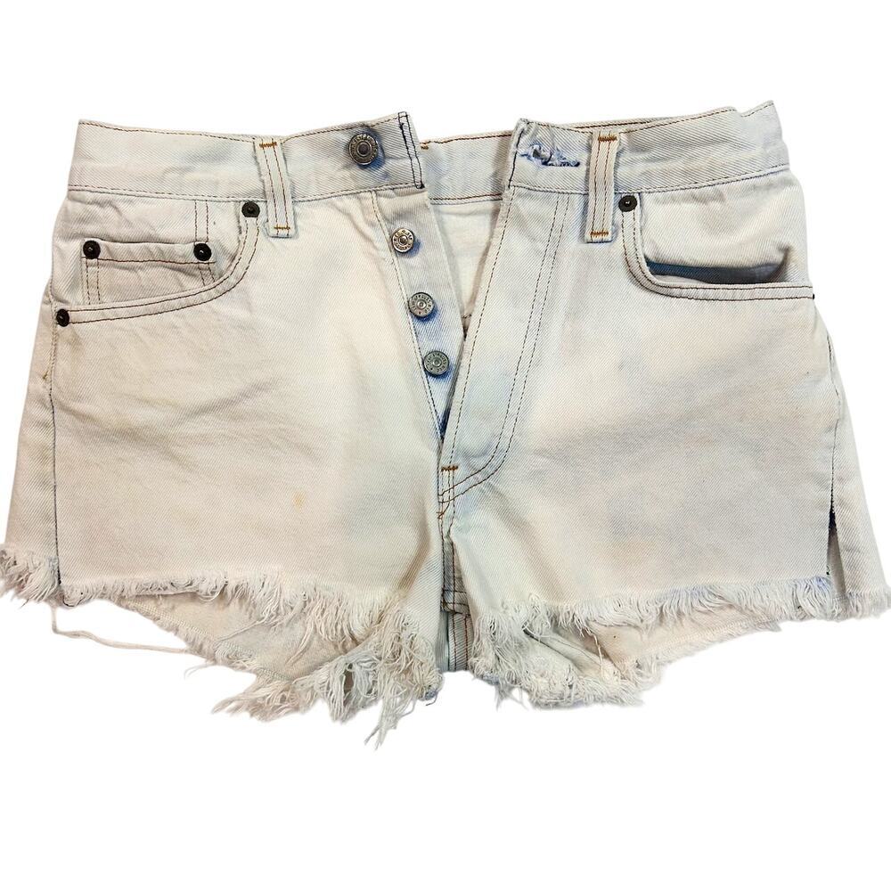 LEVIS 501 Cut Button Fly Off Summer Grunge Festival Shorts Light Raw Hem 27" - Picture 2 of 5